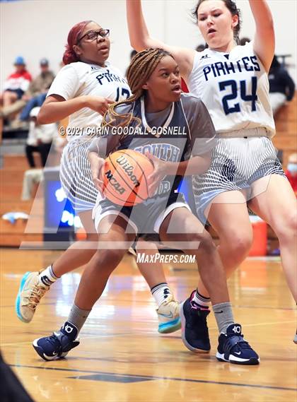 Thumbnail 1 in JV: South Lenoir @ Swansboro photogallery.