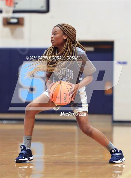 Thumbnail 2 in JV: South Lenoir @ Swansboro photogallery.