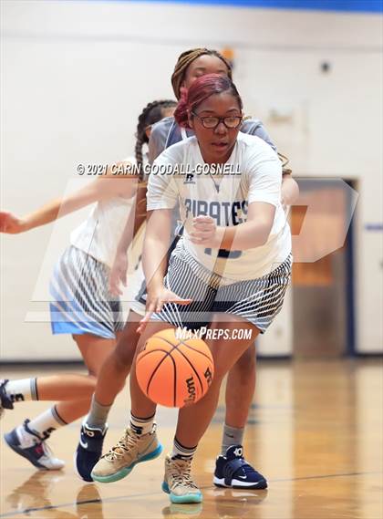 Thumbnail 3 in JV: South Lenoir @ Swansboro photogallery.