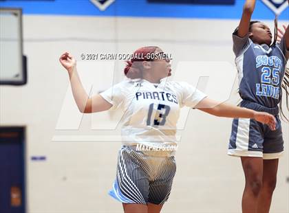 Thumbnail 2 in JV: South Lenoir @ Swansboro photogallery.