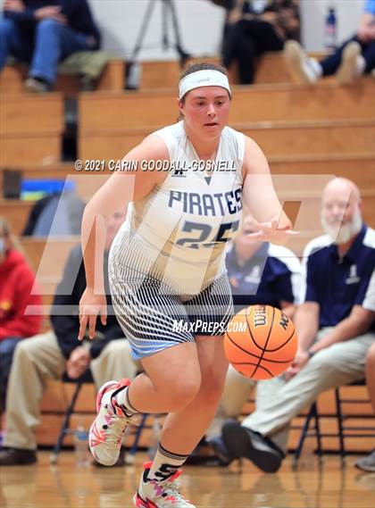Thumbnail 1 in JV: South Lenoir @ Swansboro photogallery.