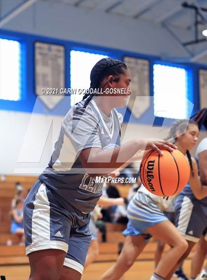 Thumbnail 2 in JV: South Lenoir @ Swansboro photogallery.