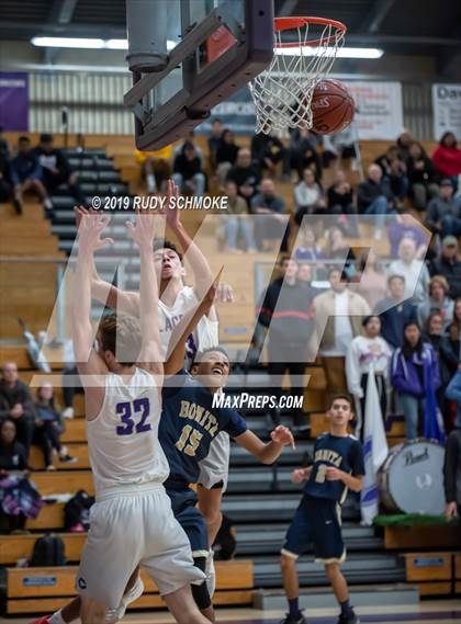 Thumbnail 3 in Bonita Vista @ Carlsbad (CIF SDS D1 Semifinal) photogallery.