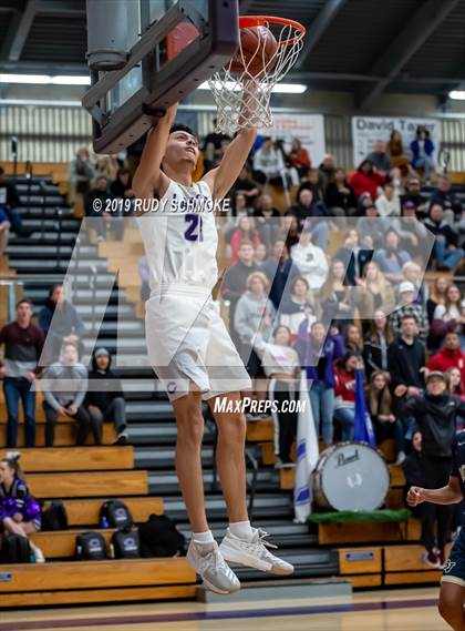 Thumbnail 1 in Bonita Vista @ Carlsbad (CIF SDS D1 Semifinal) photogallery.