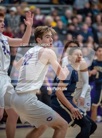 Thumbnail 3 in Bonita Vista @ Carlsbad (CIF SDS D1 Semifinal) photogallery.