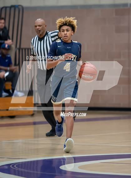 Thumbnail 1 in Bonita Vista @ Carlsbad (CIF SDS D1 Semifinal) photogallery.