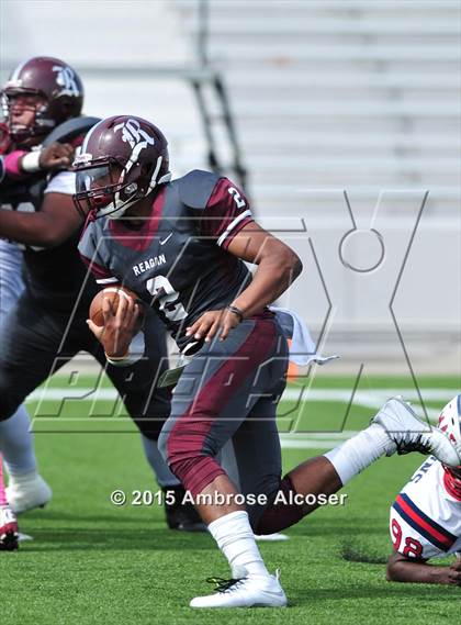 Thumbnail 1 in Lamar @ Reagan photogallery.