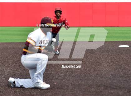 Thumbnail 1 in Deer Park vs Fort Bend Travis (UIL 6A Region 1 & 3 Final) photogallery.