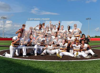 Thumbnail 2 in Deer Park vs Fort Bend Travis (UIL 6A Region 1 & 3 Final) photogallery.