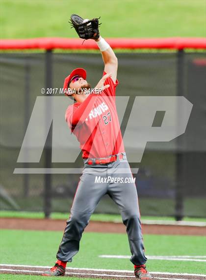 Thumbnail 3 in Deer Park vs Fort Bend Travis (UIL 6A Region 1 & 3 Final) photogallery.