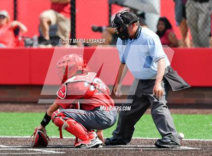 Thumbnail 3 in Deer Park vs Fort Bend Travis (UIL 6A Region 1 & 3 Final) photogallery.