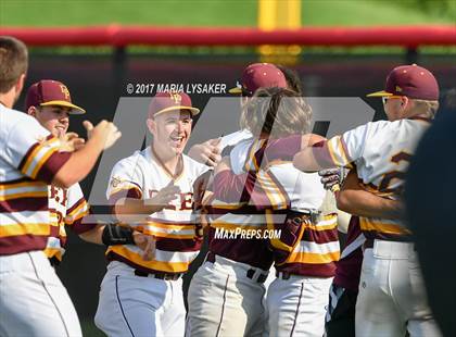 Thumbnail 2 in Deer Park vs Fort Bend Travis (UIL 6A Region 1 & 3 Final) photogallery.