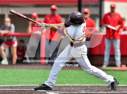 Thumbnail 2 in Deer Park vs Fort Bend Travis (UIL 6A Region 1 & 3 Final) photogallery.