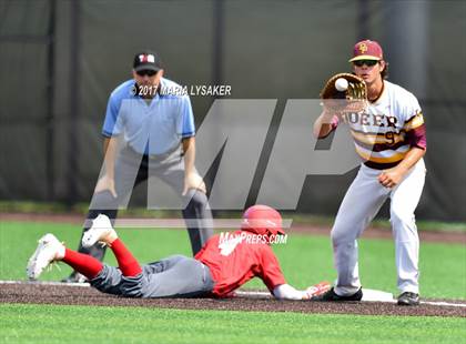 Thumbnail 3 in Deer Park vs Fort Bend Travis (UIL 6A Region 1 & 3 Final) photogallery.