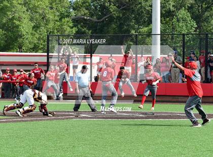 Thumbnail 1 in Deer Park vs Fort Bend Travis (UIL 6A Region 1 & 3 Final) photogallery.
