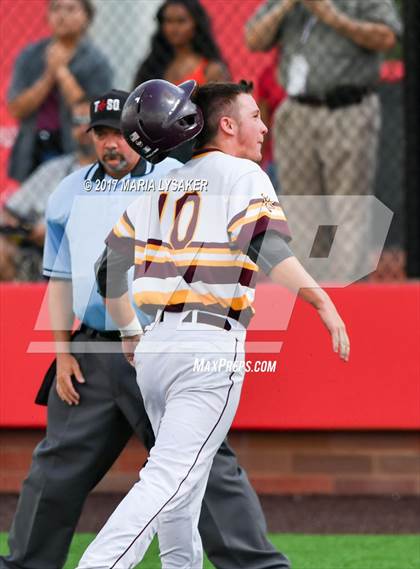Thumbnail 3 in Deer Park vs Fort Bend Travis (UIL 6A Region 1 & 3 Final) photogallery.