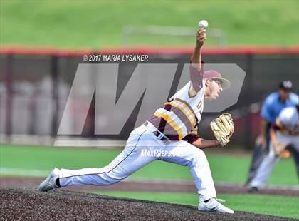 Thumbnail 2 in Deer Park vs Fort Bend Travis (UIL 6A Region 1 & 3 Final) photogallery.