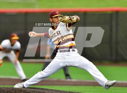 Thumbnail 2 in Deer Park vs Fort Bend Travis (UIL 6A Region 1 & 3 Final) photogallery.