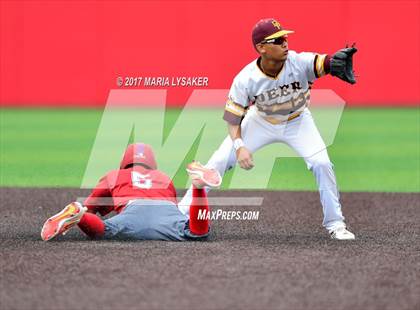 Thumbnail 1 in Deer Park vs Fort Bend Travis (UIL 6A Region 1 & 3 Final) photogallery.