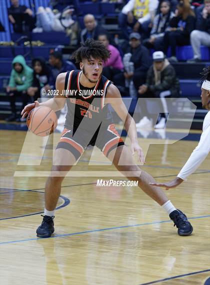 Thumbnail 1 in Edwardsville @ Belleville East photogallery.