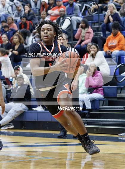 Thumbnail 3 in Edwardsville @ Belleville East photogallery.