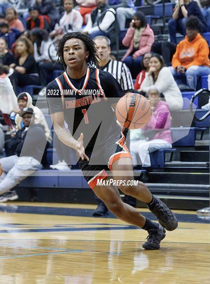 Thumbnail 2 in Edwardsville @ Belleville East photogallery.