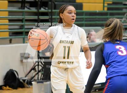 Thumbnail 3 in Ontario Christian vs Brookswood (BC) (Nike Tournament of Champions) photogallery.