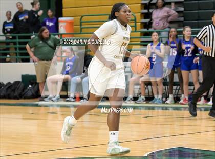 Thumbnail 2 in Ontario Christian vs Brookswood (BC) (Nike Tournament of Champions) photogallery.