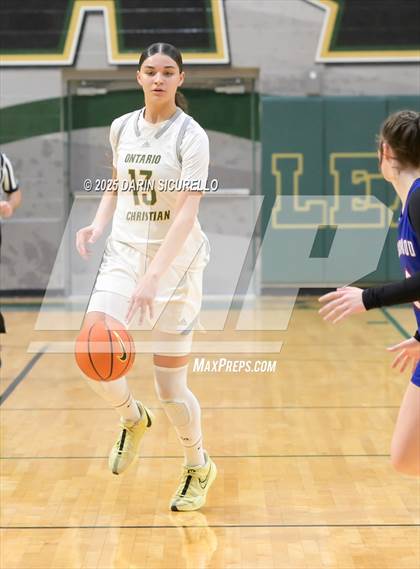 Thumbnail 2 in Ontario Christian vs Brookswood (BC) (Nike Tournament of Champions) photogallery.