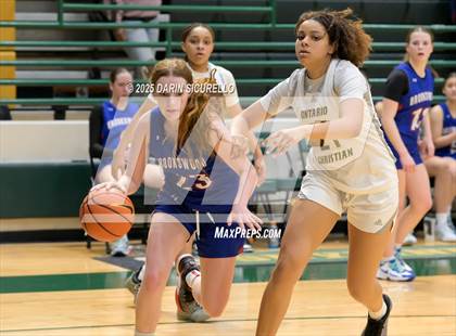 Thumbnail 1 in Ontario Christian vs Brookswood (BC) (Nike Tournament of Champions) photogallery.