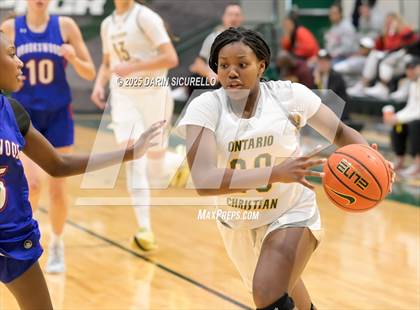 Thumbnail 1 in Ontario Christian vs Brookswood (BC) (Nike Tournament of Champions) photogallery.