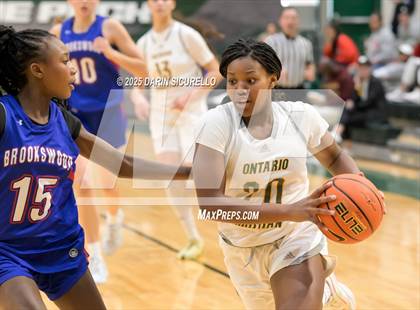 Thumbnail 1 in Ontario Christian vs Brookswood (BC) (Nike Tournament of Champions) photogallery.