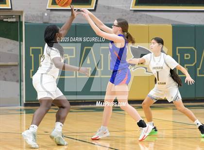 Thumbnail 1 in Ontario Christian vs Brookswood (BC) (Nike Tournament of Champions) photogallery.