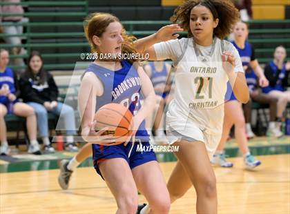 Thumbnail 3 in Ontario Christian vs Brookswood (BC) (Nike Tournament of Champions) photogallery.