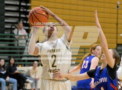 Thumbnail 3 in Ontario Christian vs Brookswood (BC) (Nike Tournament of Champions) photogallery.