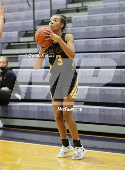 Thumbnail 3 in Olentangy Liberty vs. Tri-Valley (OGBR Classic in the City) photogallery.