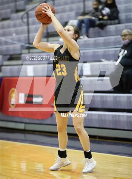 Thumbnail 3 in Olentangy Liberty vs. Tri-Valley (OGBR Classic in the City) photogallery.