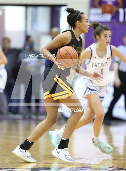 Thumbnail 3 in Olentangy Liberty vs. Tri-Valley (OGBR Classic in the City) photogallery.