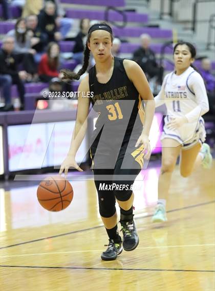 Thumbnail 2 in Olentangy Liberty vs. Tri-Valley (OGBR Classic in the City) photogallery.