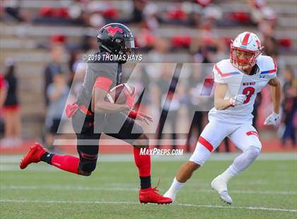 Thumbnail 3 in Midway vs. Westfield (UIL 6A Division 2 Region 2 Semifinal) photogallery.
