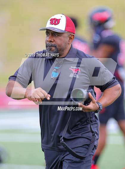 Thumbnail 3 in Midway vs. Westfield (UIL 6A Division 2 Region 2 Semifinal) photogallery.