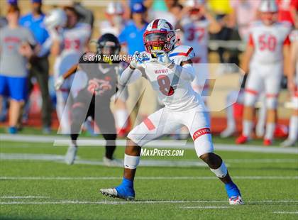 Thumbnail 1 in Midway vs. Westfield (UIL 6A Division 2 Region 2 Semifinal) photogallery.