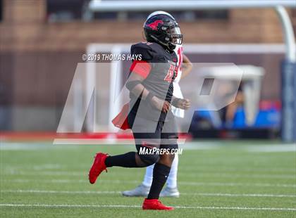 Thumbnail 3 in Midway vs. Westfield (UIL 6A Division 2 Region 2 Semifinal) photogallery.