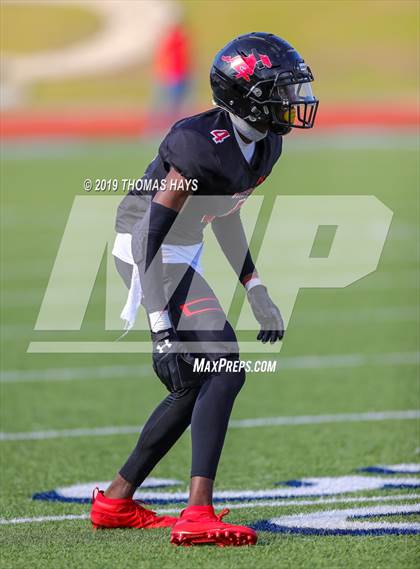Thumbnail 2 in Midway vs. Westfield (UIL 6A Division 2 Region 2 Semifinal) photogallery.