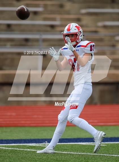 Thumbnail 2 in Midway vs. Westfield (UIL 6A Division 2 Region 2 Semifinal) photogallery.