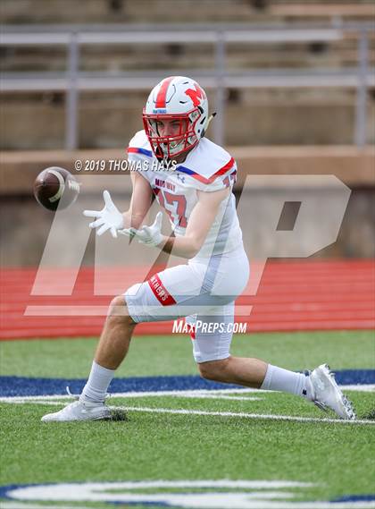 Thumbnail 3 in Midway vs. Westfield (UIL 6A Division 2 Region 2 Semifinal) photogallery.