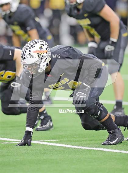 Thumbnail 2 in Malakoff vs Brock (UIL 3A Semifinal) photogallery.