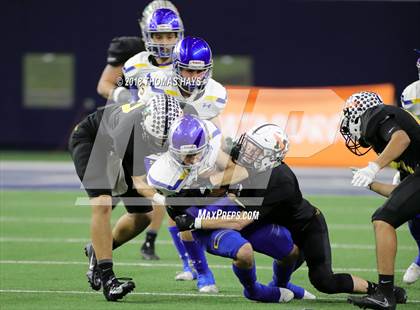 Thumbnail 1 in Malakoff vs Brock (UIL 3A Semifinal) photogallery.