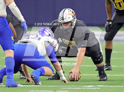 Thumbnail 2 in Malakoff vs Brock (UIL 3A Semifinal) photogallery.