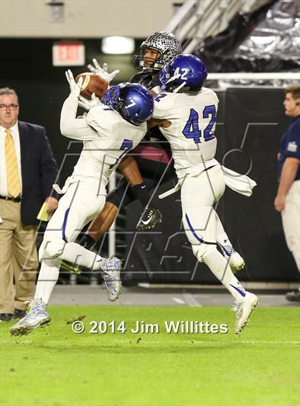 Thumbnail 1 in Hamilton vs. Chandler (AIA D1 Final)  photogallery.